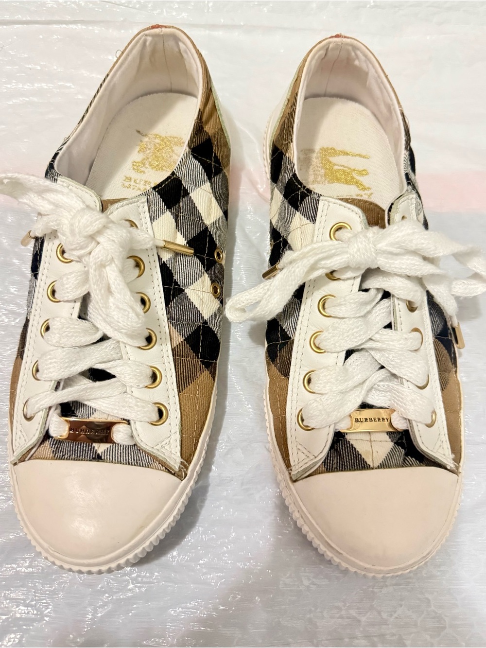 Authentic Burberry Nova Check Lace-Up Sneakers — Size UK 5 / US 7.5 / EU 38